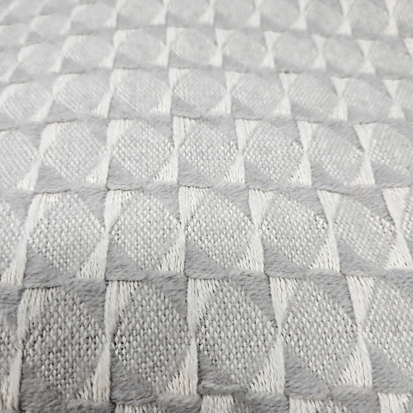 Mora Son De Abrigo Spain 2 Throw Blankets Cotton Blend Textured Weave Gray Cream - Picture 3 of 16